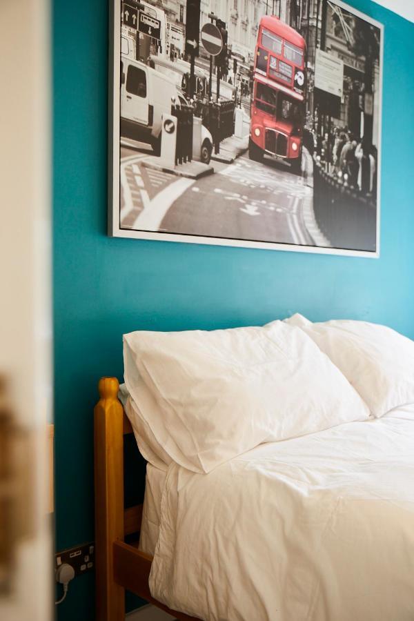 مبيت وإفطار ميدينهيد The Lord Grenfell المظهر الخارجي الصورة A room at the hotel